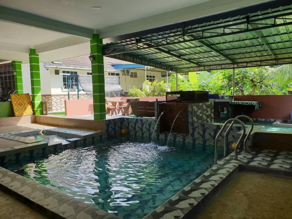 Inapdesa Teratak Bonda, Sepri Rembau Villa ภายนอก รูปภาพ